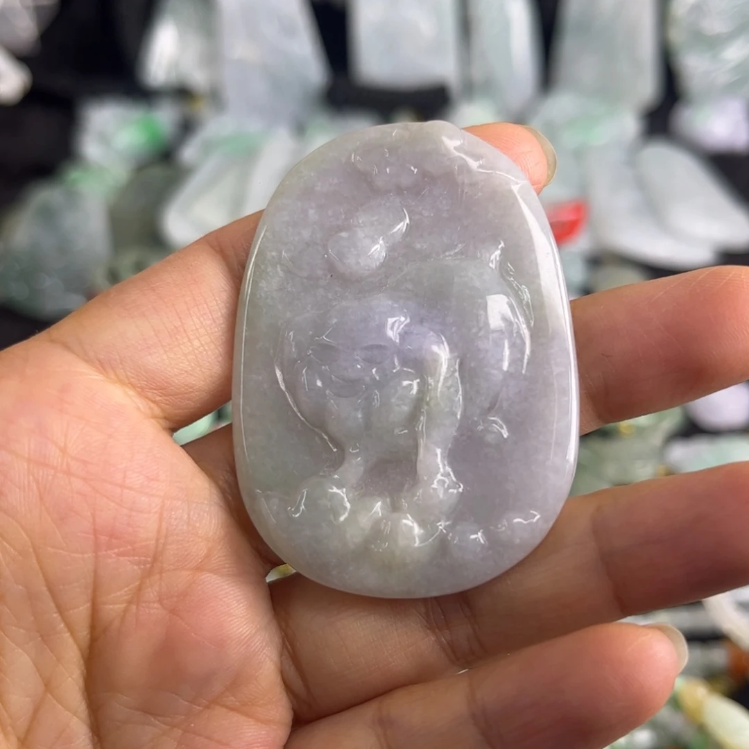 翡翠未镶嵌吊坠(不含链)瑕疵