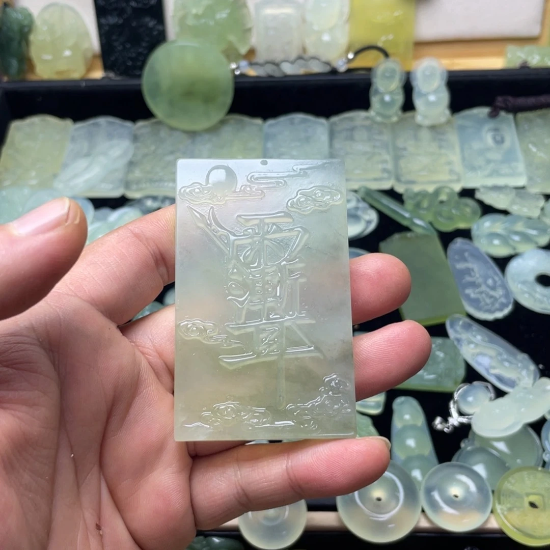 未镶嵌蛇纹石玉颈饰用****3