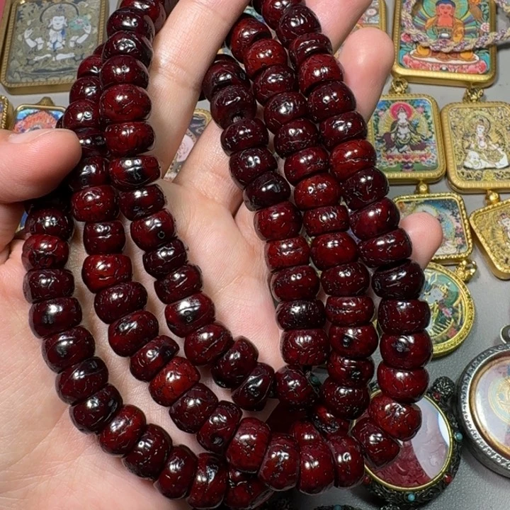 玻璃颈饰哈哈哈哈哈哈