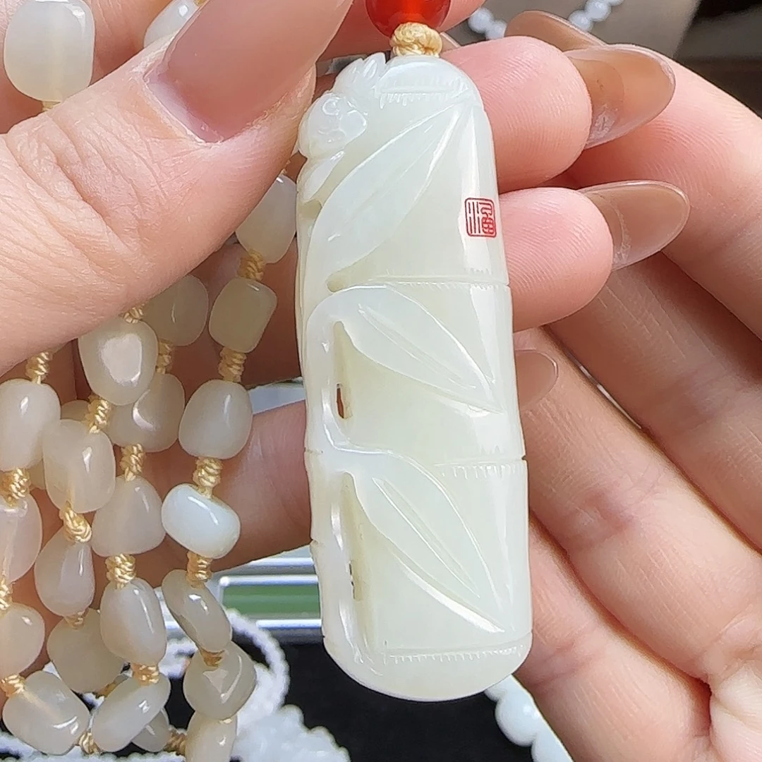 和田玉未镶嵌颈饰定制发货