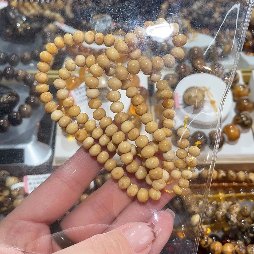 尚***能琥珀未镶嵌手链6m白白白