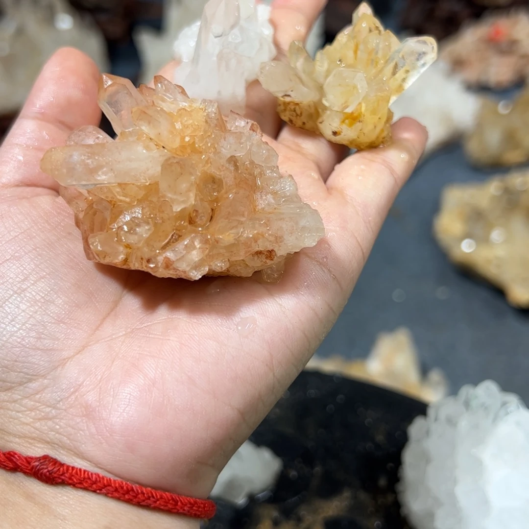 悦***社未镶嵌珠宝半成品水晶