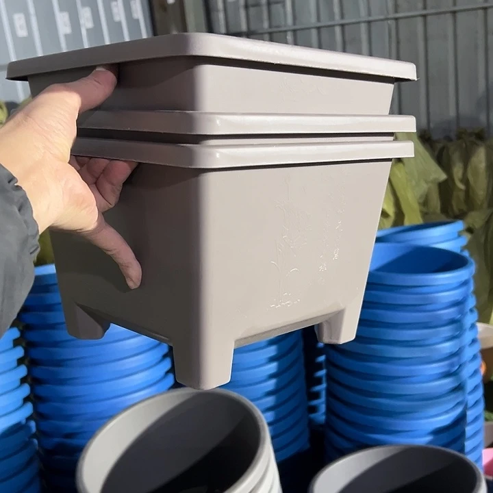 咖色方球根盆26外径19高3个盆