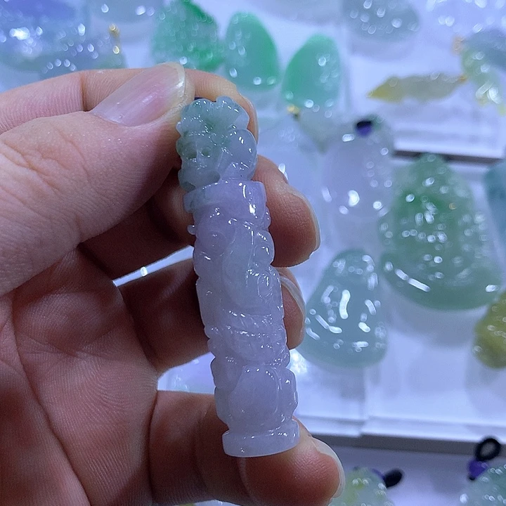 翡翠未镶嵌颈饰天然翡翠A货吊坠