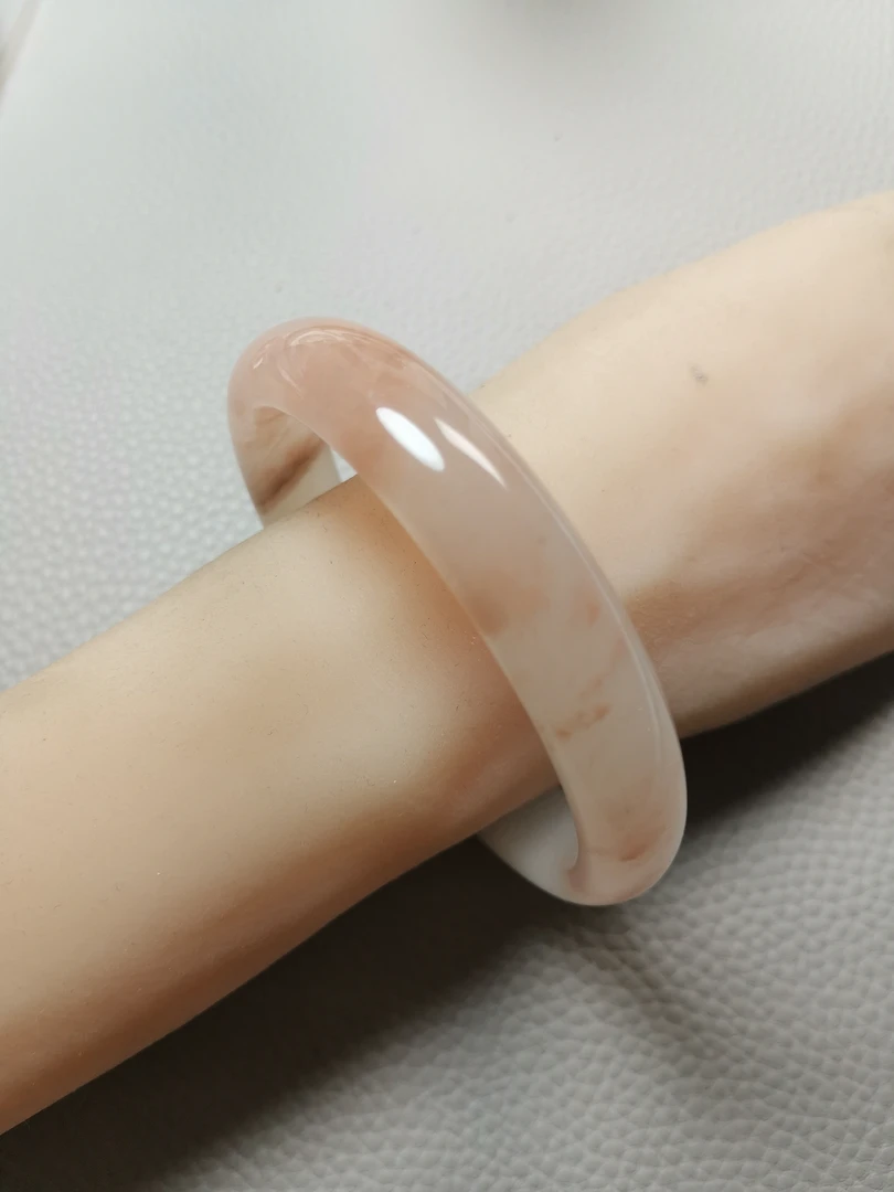 179号A-圈口64-65-天然玉石-正品保障，桃花酿，时尚高贵款