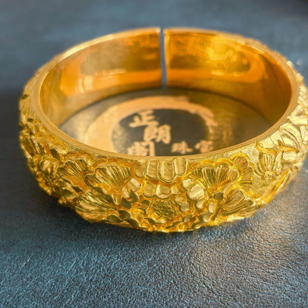 足银手镯 牡丹花手镯25mm纯手工錾刻个性大气订婚手镯可定制