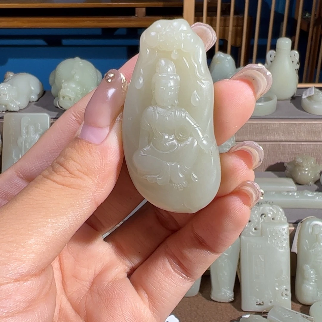 和田玉（糖玉）未镶嵌颈饰