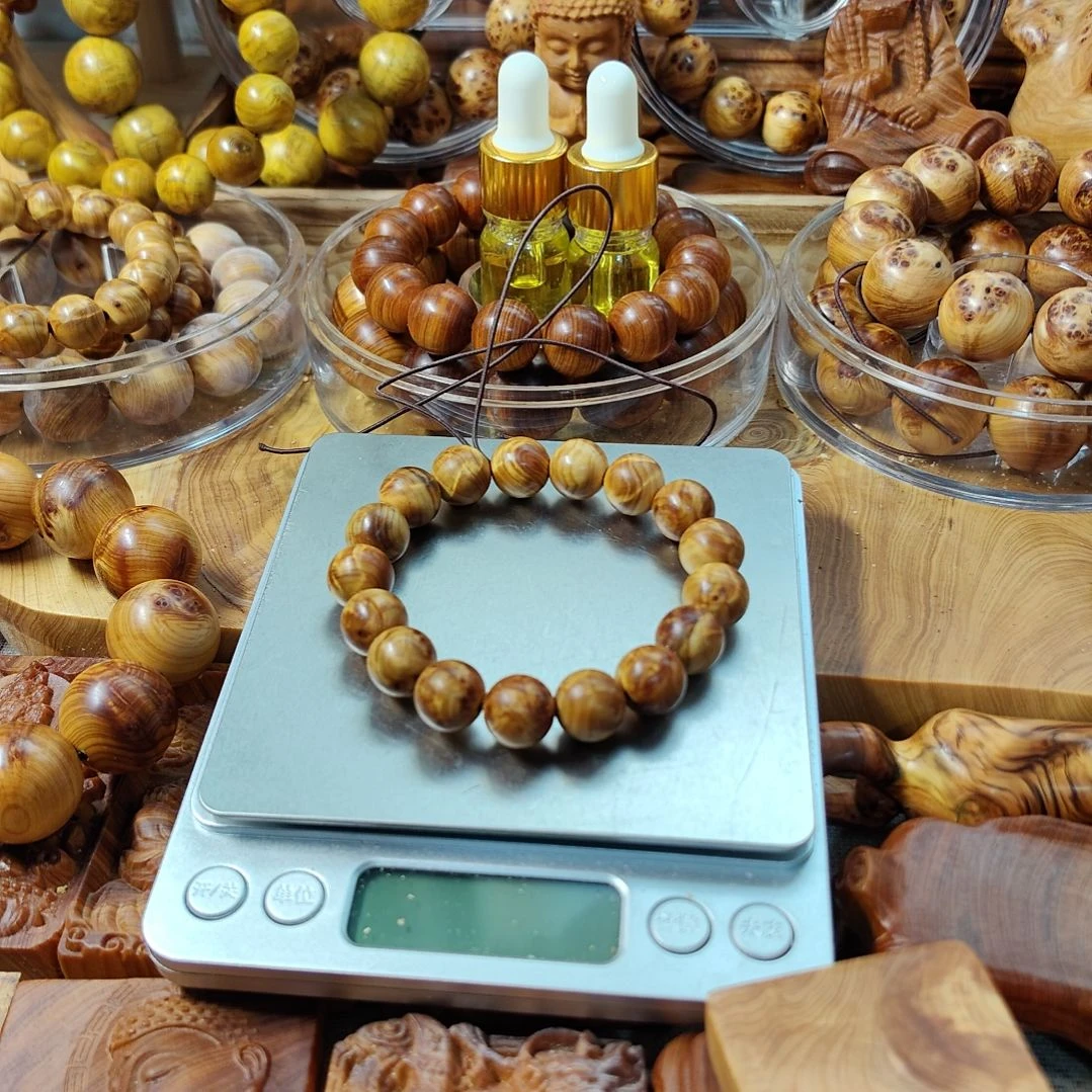 嗨****?太行崖柏手工艺品