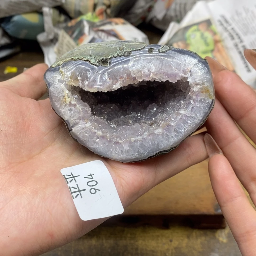 紫晶乌拉圭未镶嵌