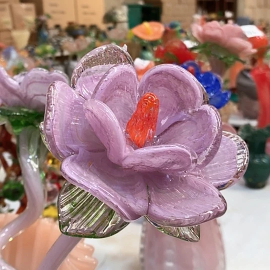 琉璃花瓶高45厘米宽9厘米