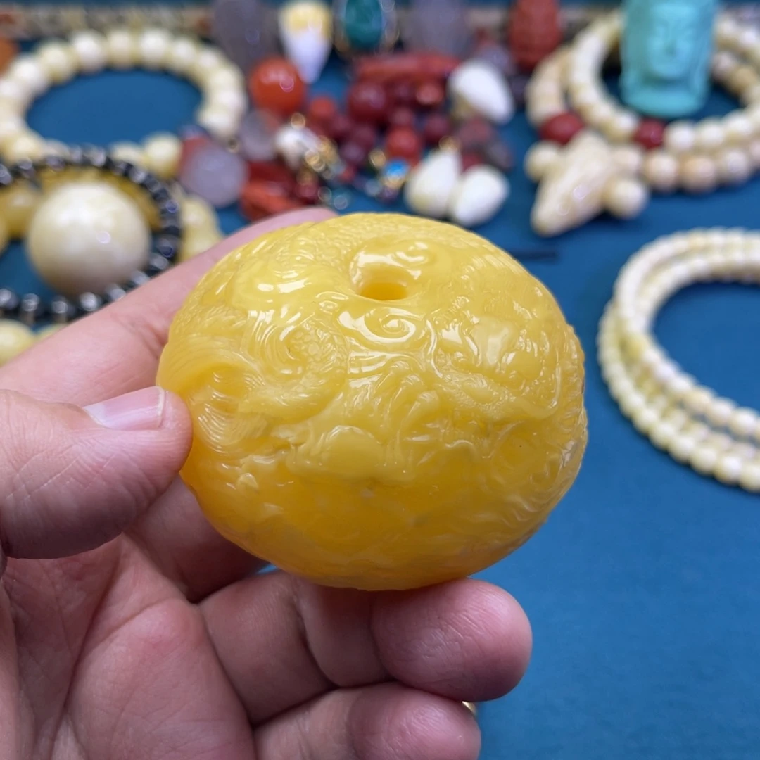 琥珀未镶嵌珠宝奇石