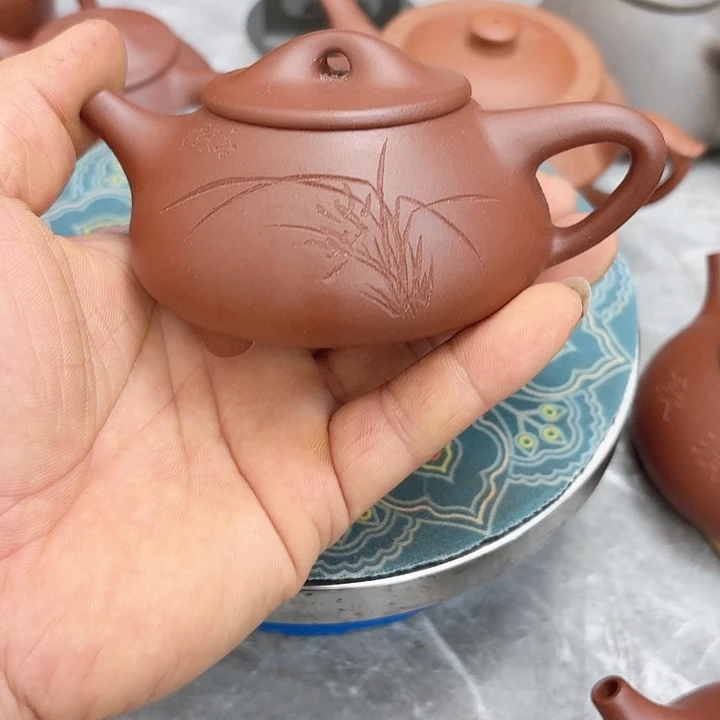 紫砂茶壶景舟兰花