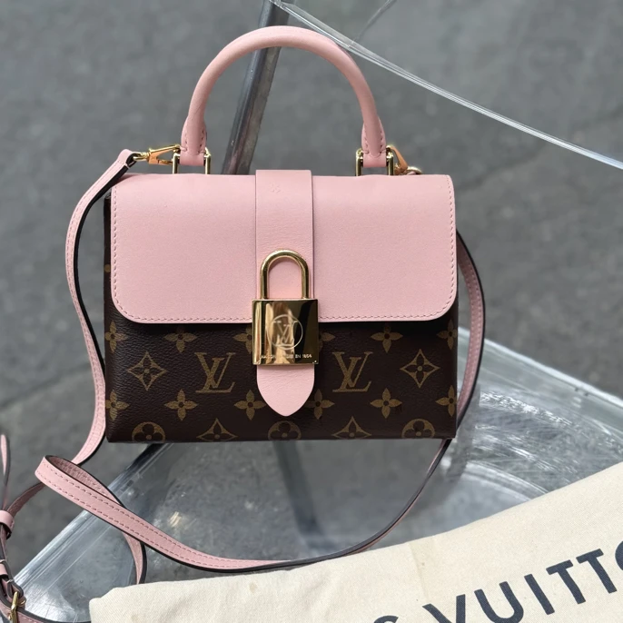 95新 LouisVuitton/路易威登 老花拼色lock bb手提斜挎包