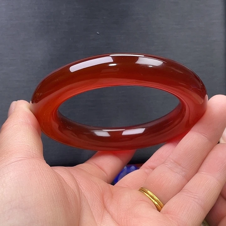 玛瑙/玉髓未镶嵌手镯60.4