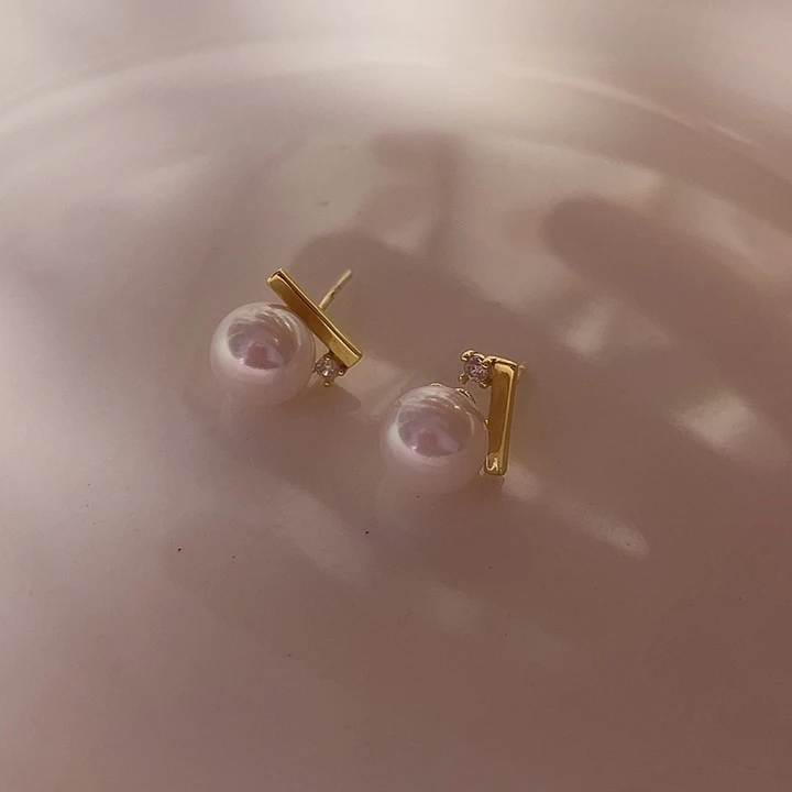 银S925镶嵌海水珍珠耳饰