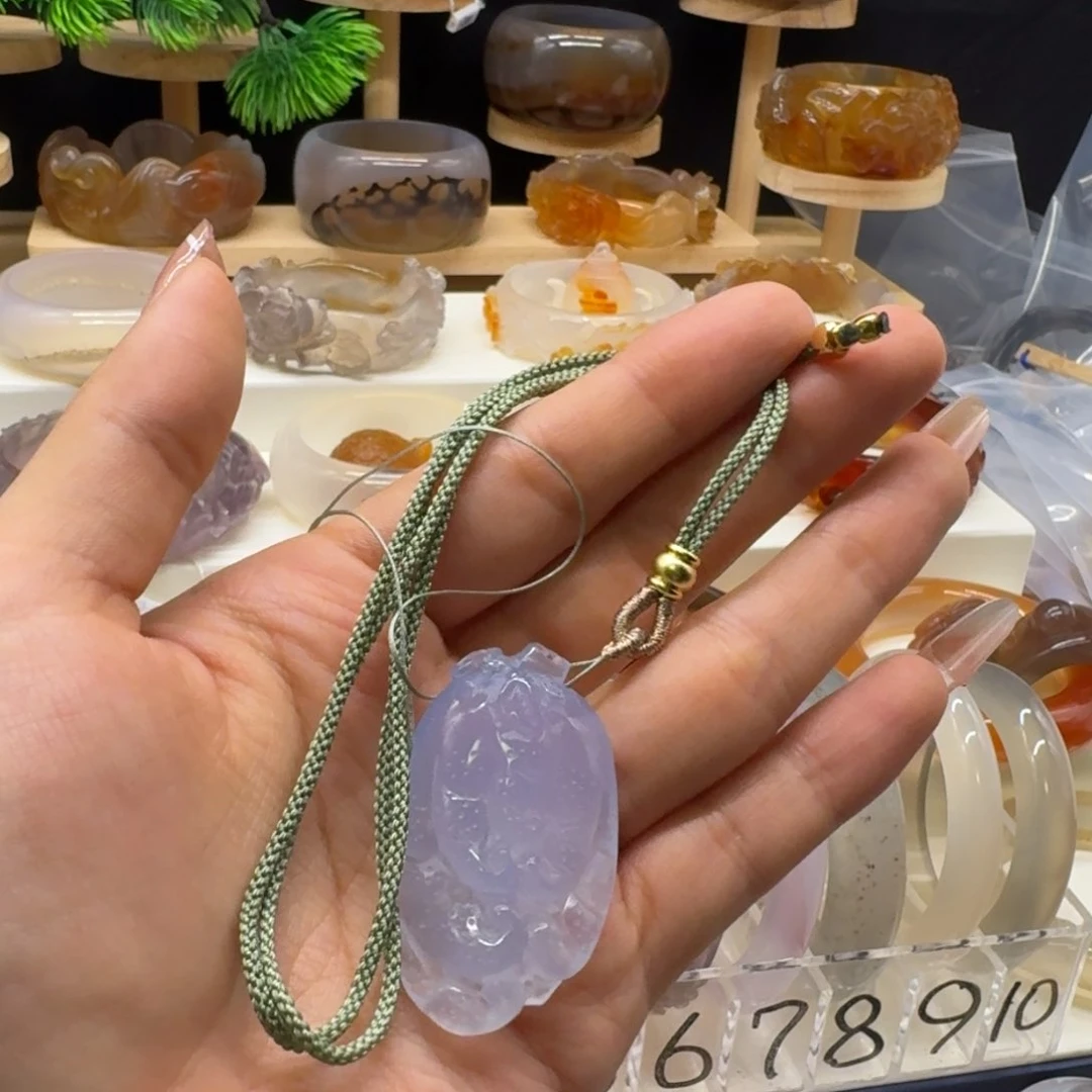 一***事玛瑙/玉髓手镯未镶嵌