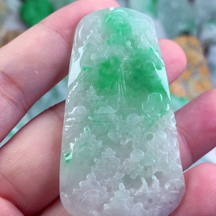 翡翠未镶嵌吊坠(不含链)