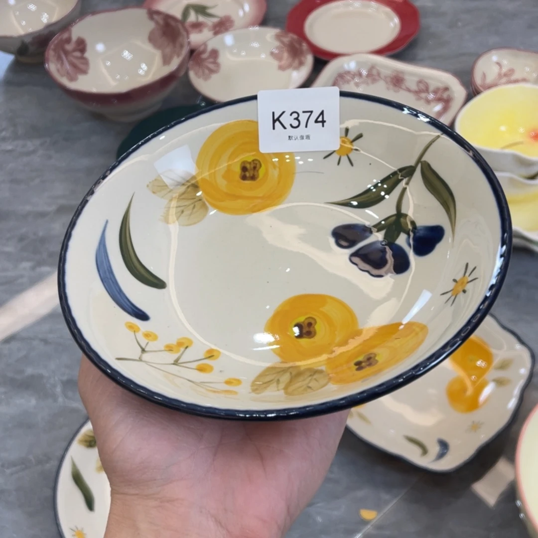 陶瓷微瑕餐具介意勿拍，满18飞！