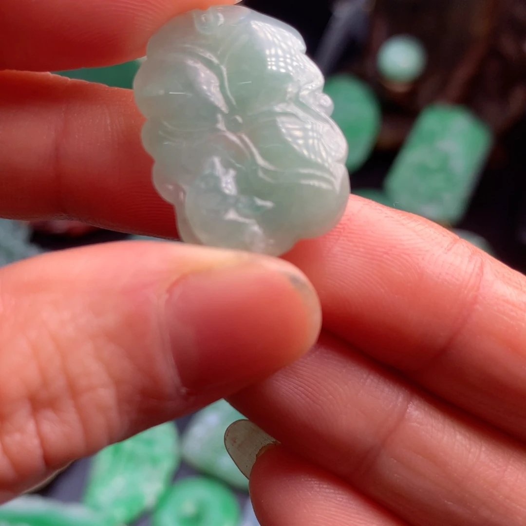 未镶嵌定制翡翠翡翠