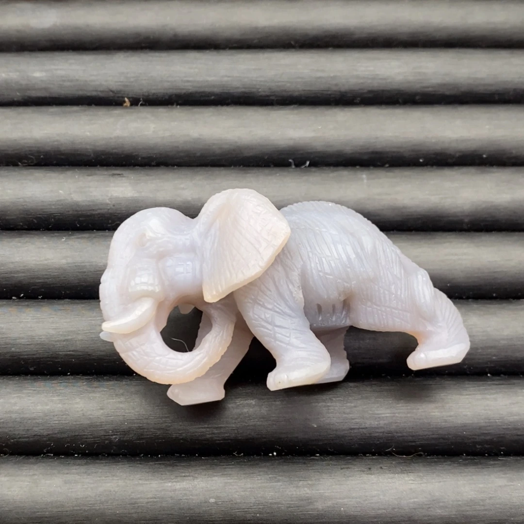 顺***哥玛瑙/玉髓未镶嵌颈饰