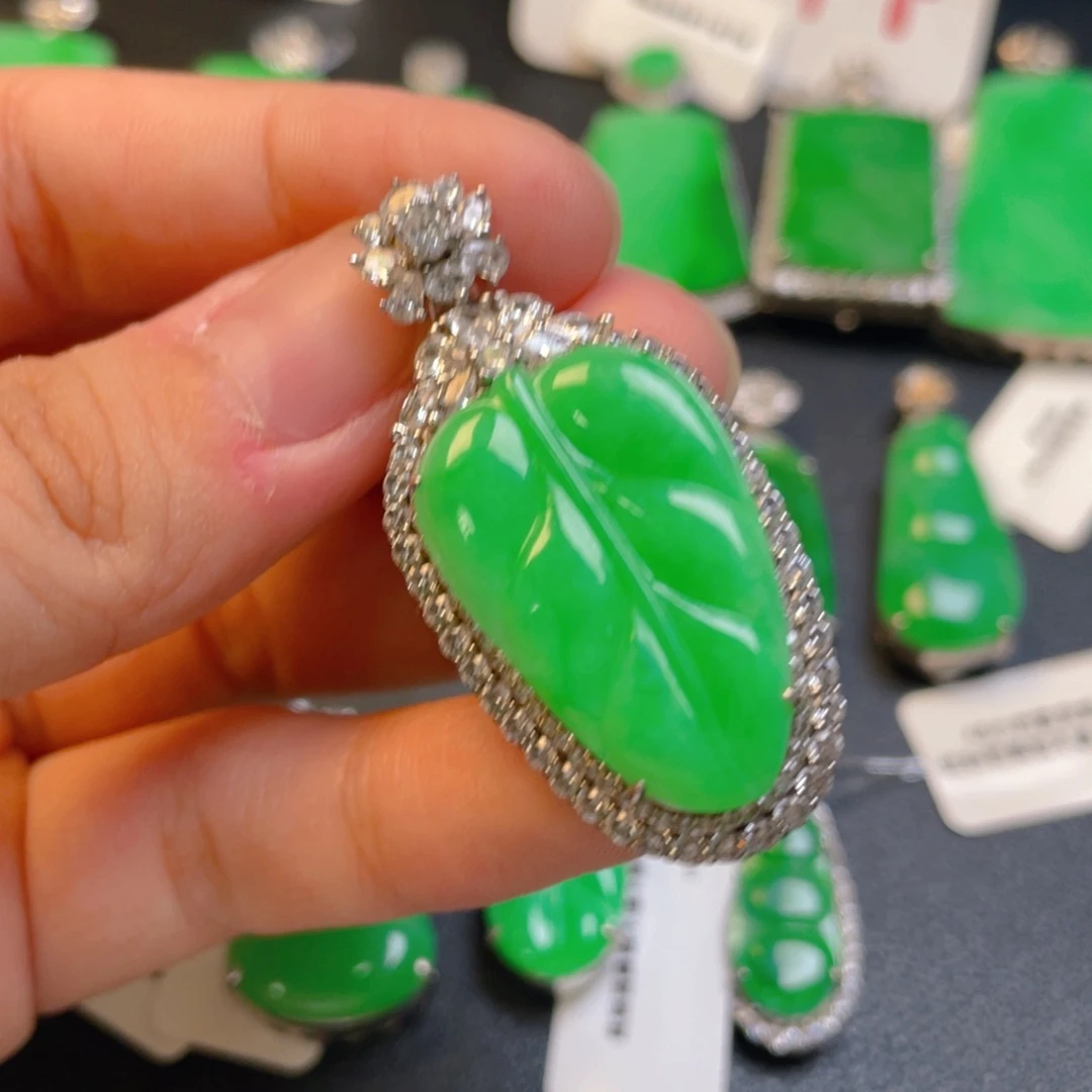 翡翠银S925镶嵌颈饰