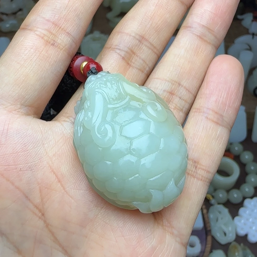 和田玉挂件未镶嵌进*厝