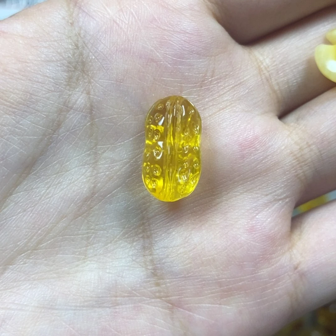 未镶嵌颈饰蜜蜡好事花生