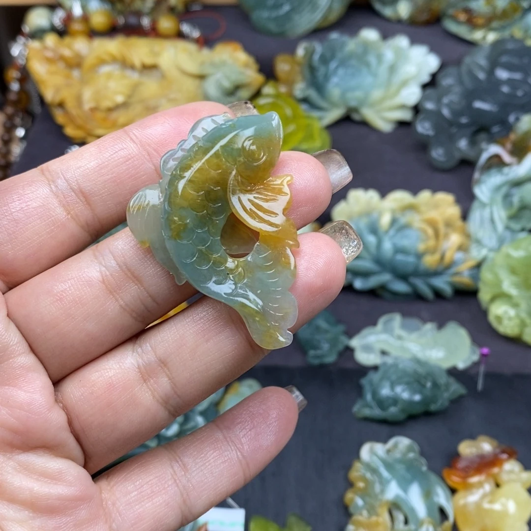 最***圆蛇纹石玉未镶嵌吊坠(赠链)