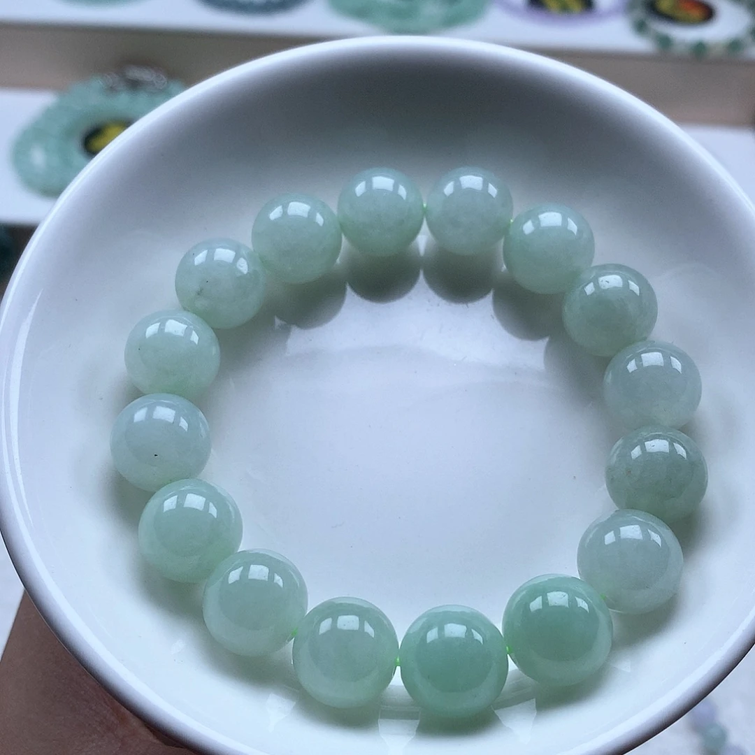 翡翠未镶嵌手串果绿12.3