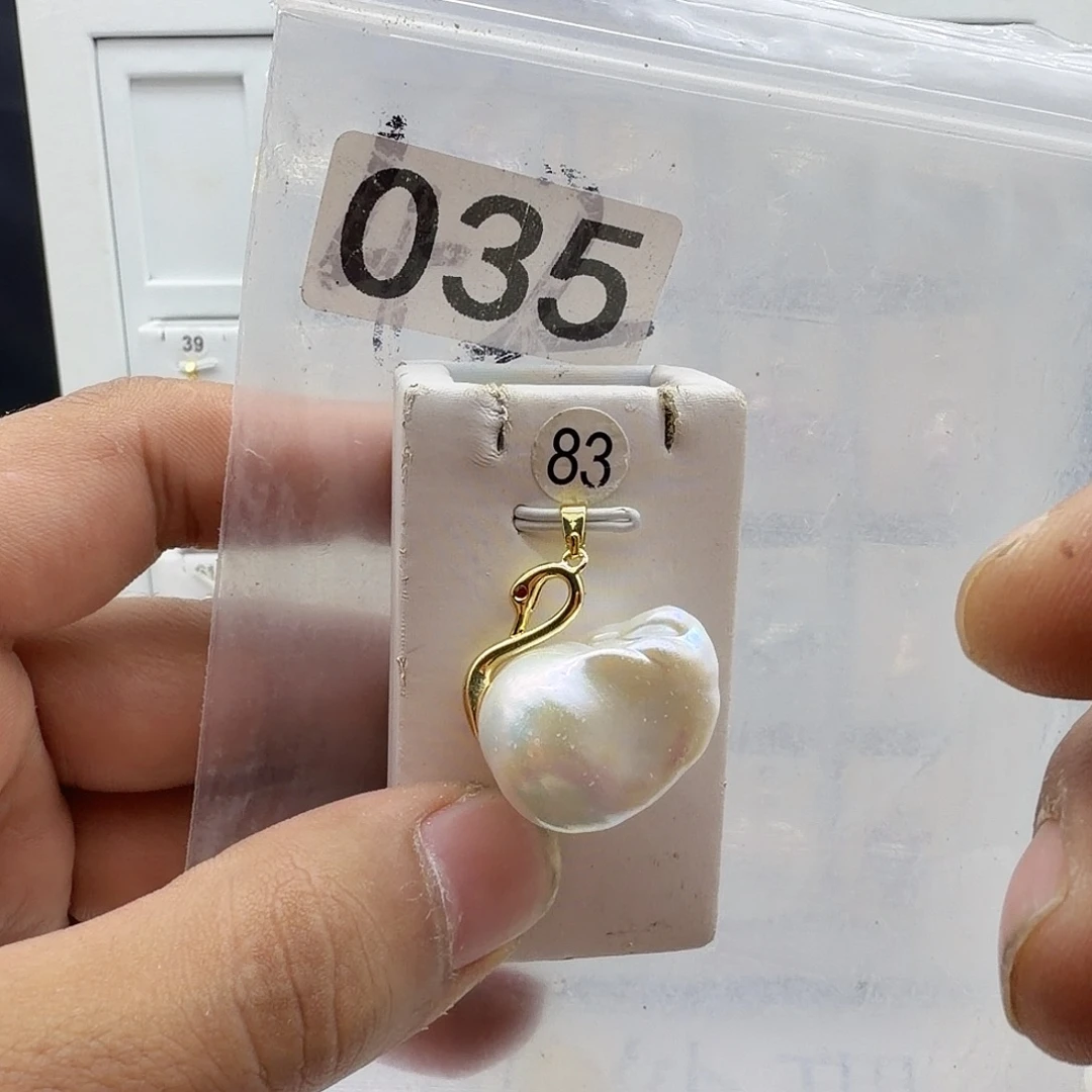 合金淡水珍珠颈饰