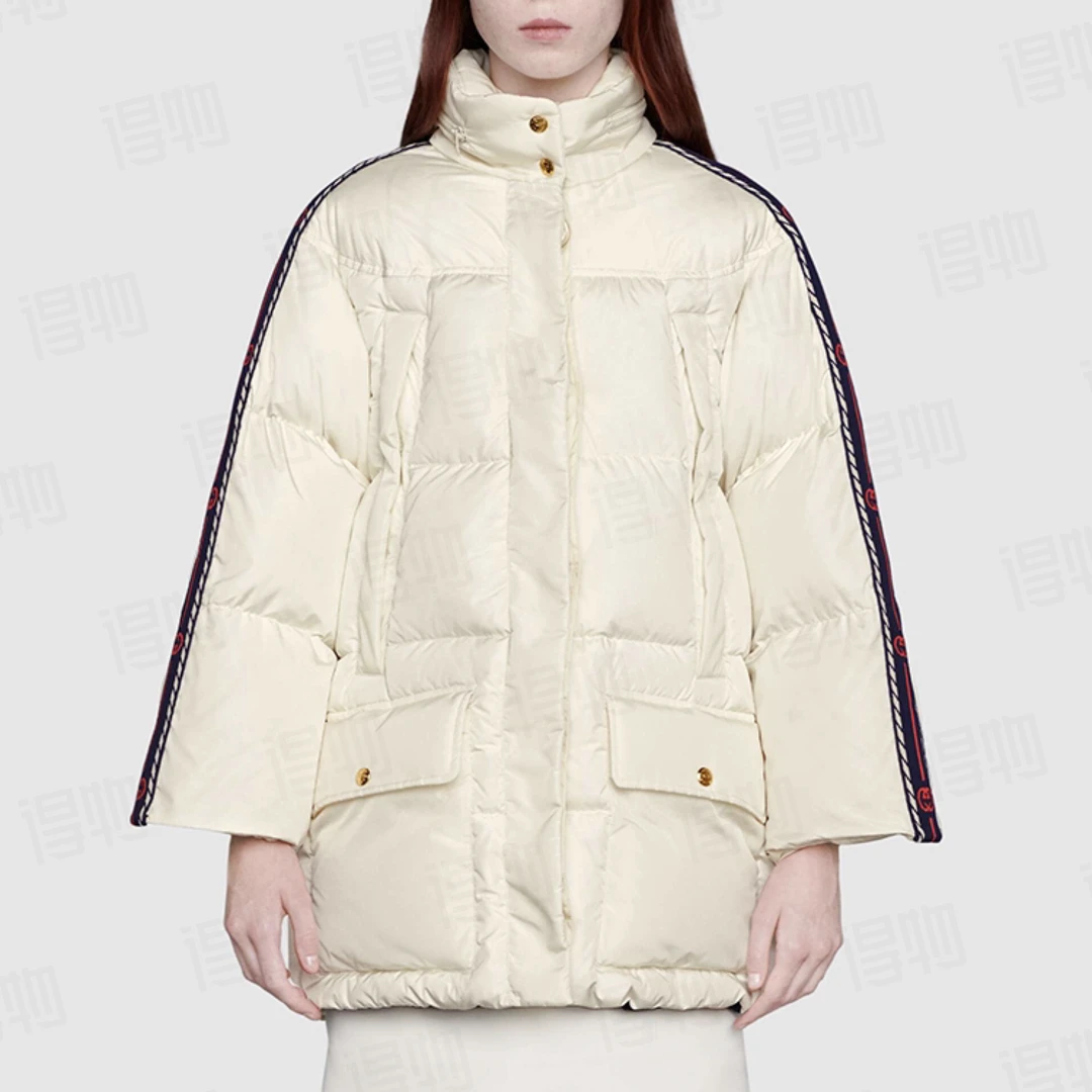 99新 GUCCI/古驰 14古驰侧边logo羽绒服 J1411尺码：38