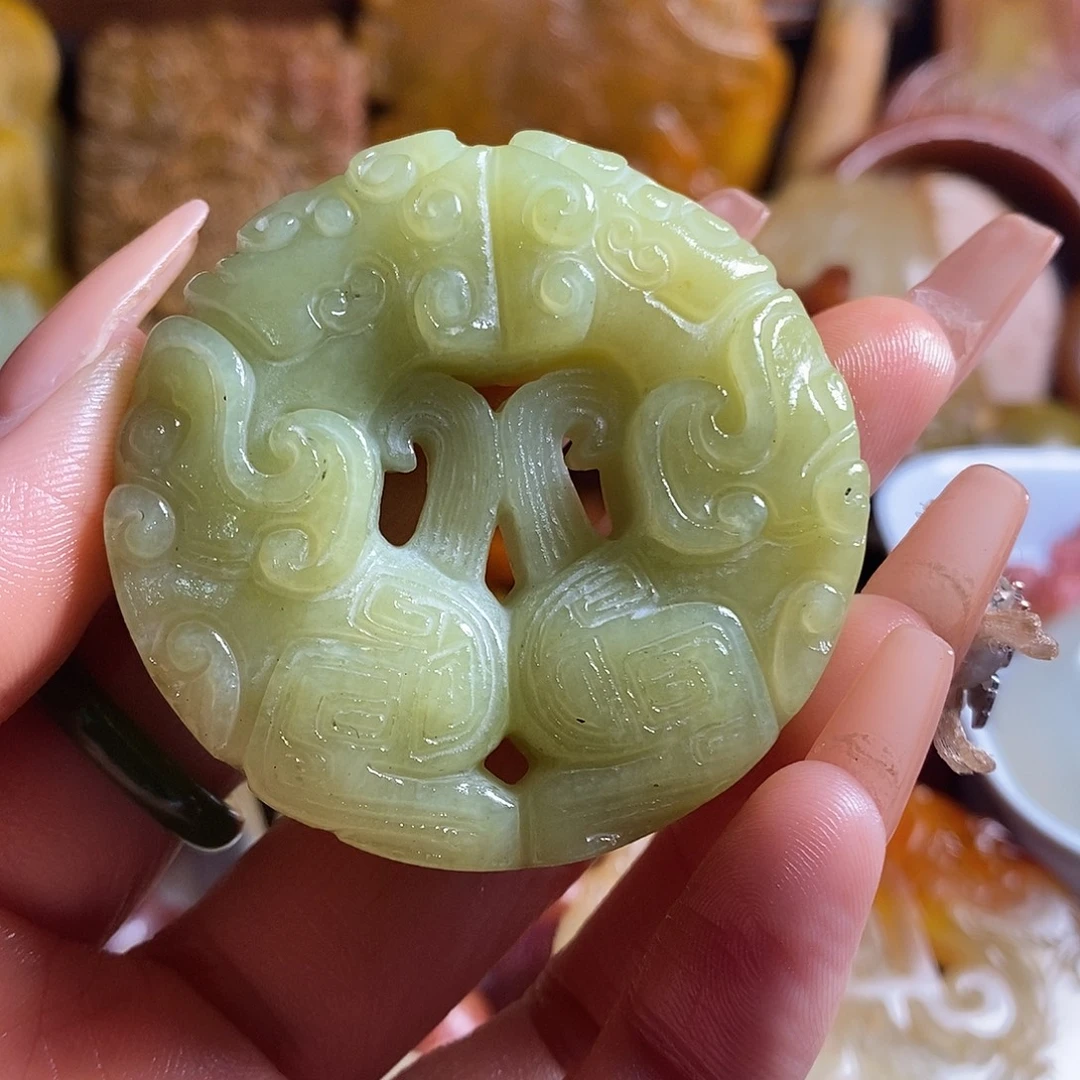 岫岩老玉（透闪石质玉）未镶嵌挂件