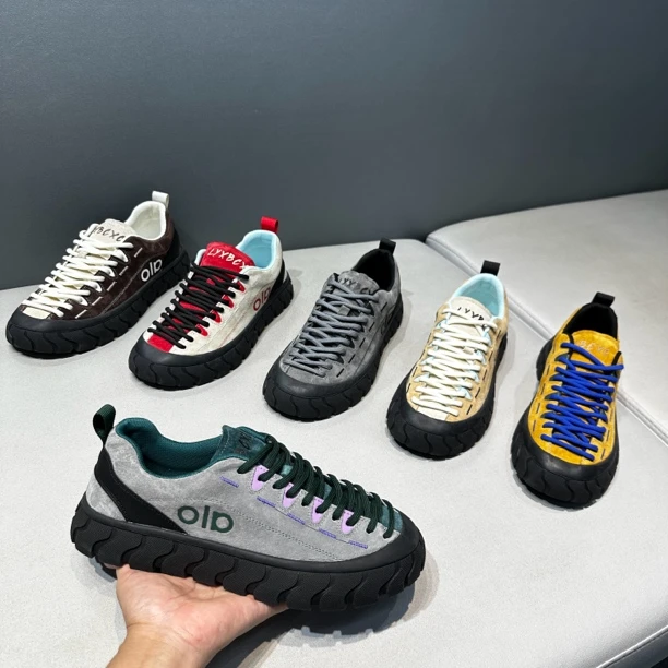 男士早秋时尚休闲舒适潮鞋经典百搭款