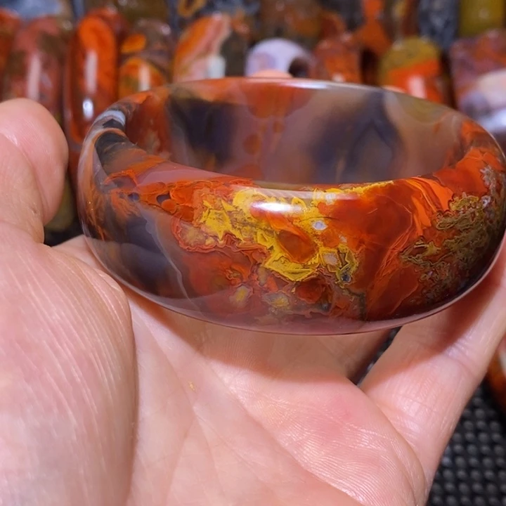 玛瑙/玉髓手镯未镶嵌战国红玛瑙