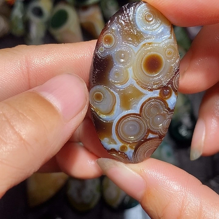 超***豆玛瑙/玉髓颈饰合金
