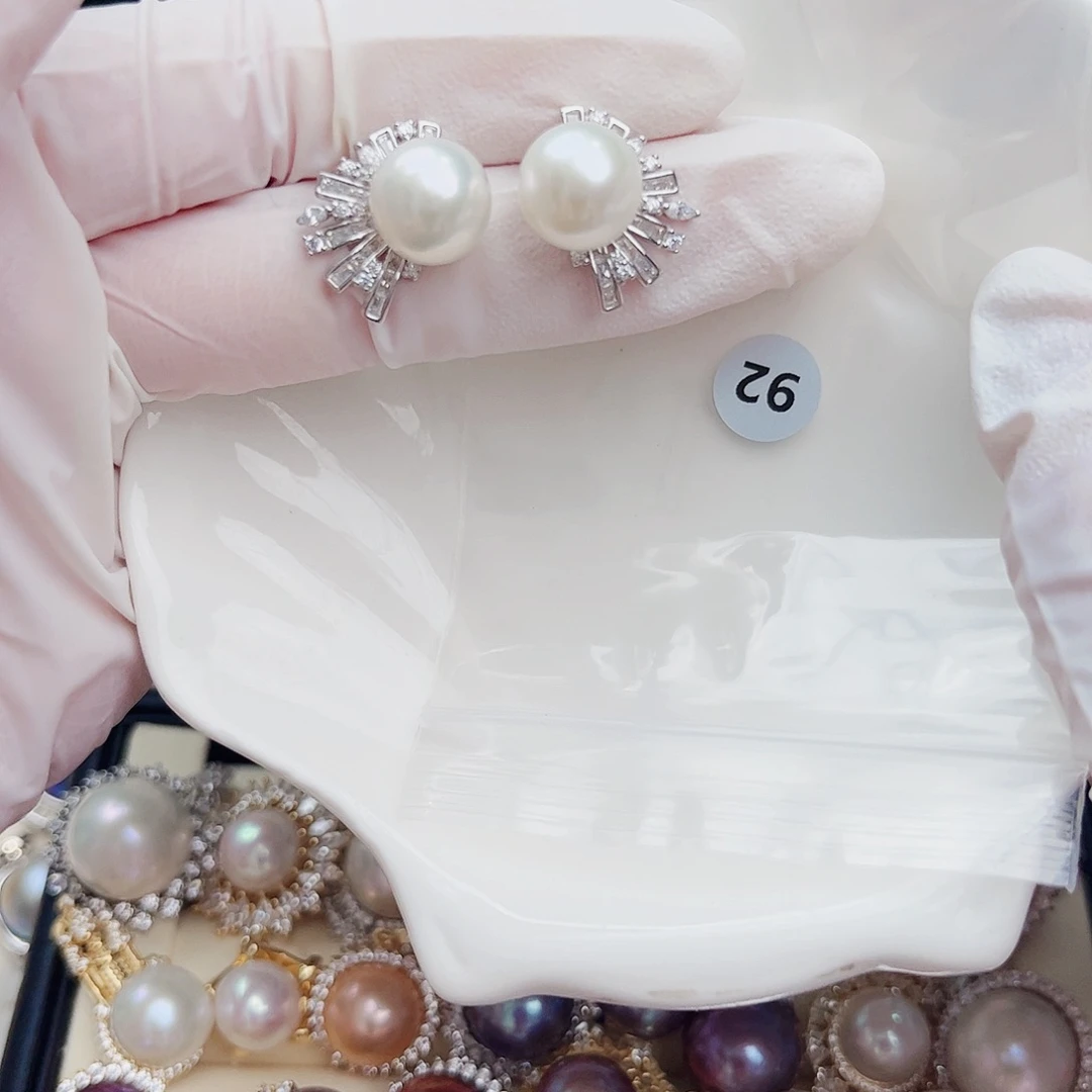 银S925镶嵌淡水珍珠耳饰