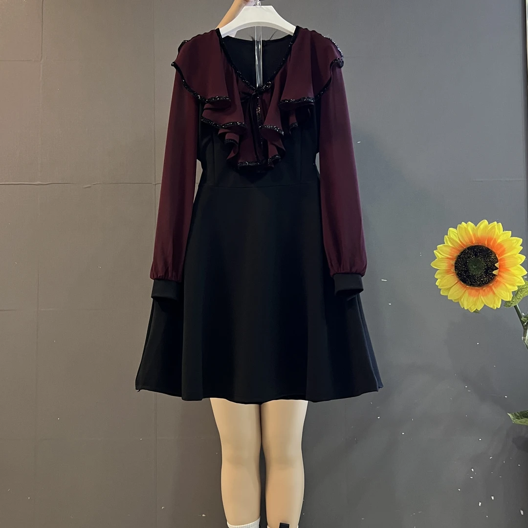 新款时尚气质荷叶边V领撞色拼接收腰显瘦大码连衣裙