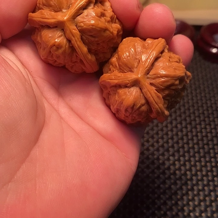 文玩核桃吊坠～*白文玩核桃