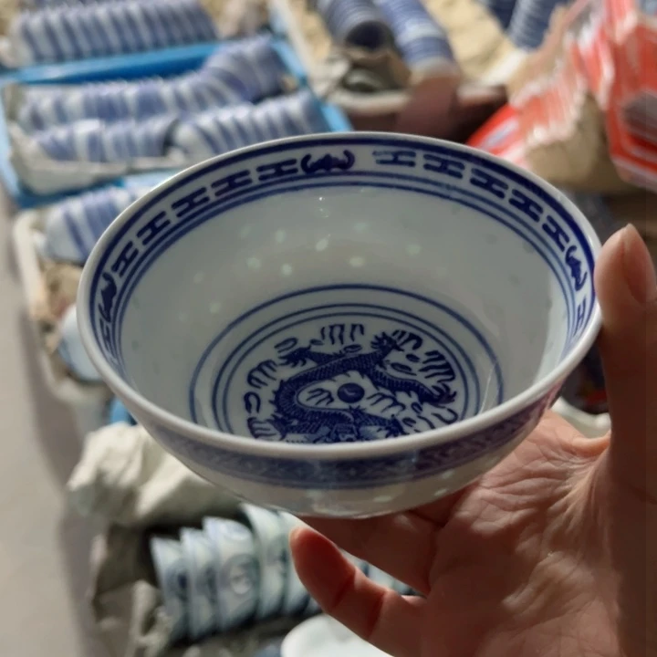 碗青花玲珑5寸饭碗