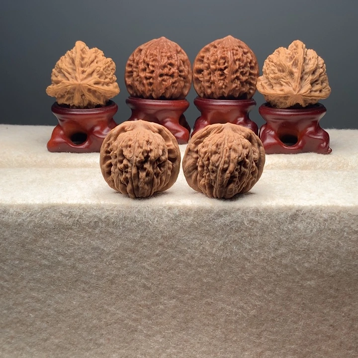 文玩核桃吊坠四座楼37尺