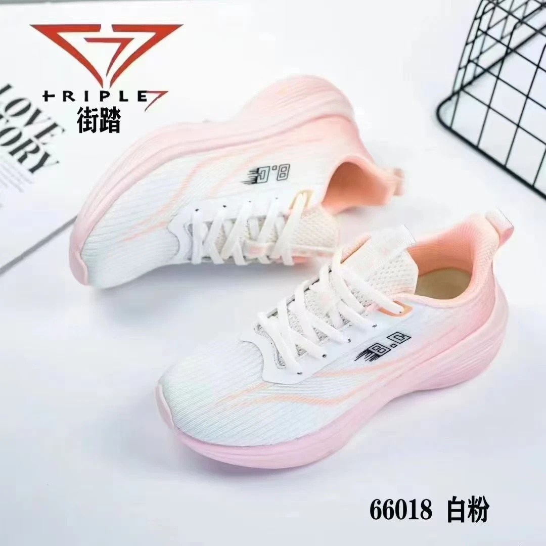 女款休闲透气减震