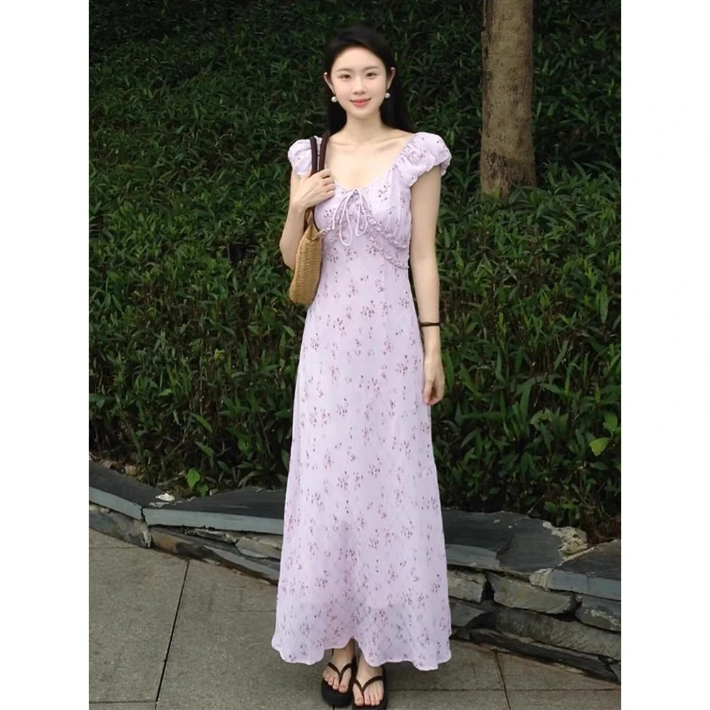 法式绝美V领碎花气质连衣裙子女装2025新款今年流行爆款收腰长裙