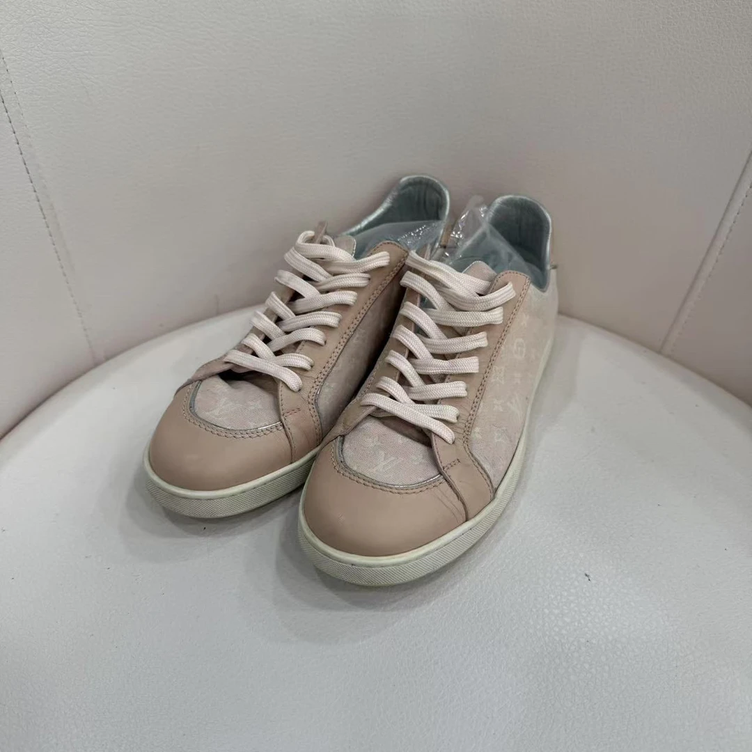 99新 LouisVuitton/路易威登 鞋子 37.5码