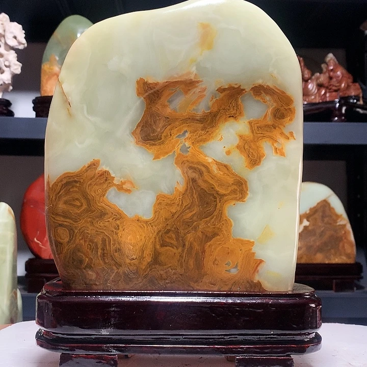 石材高30厘米宽20厘米