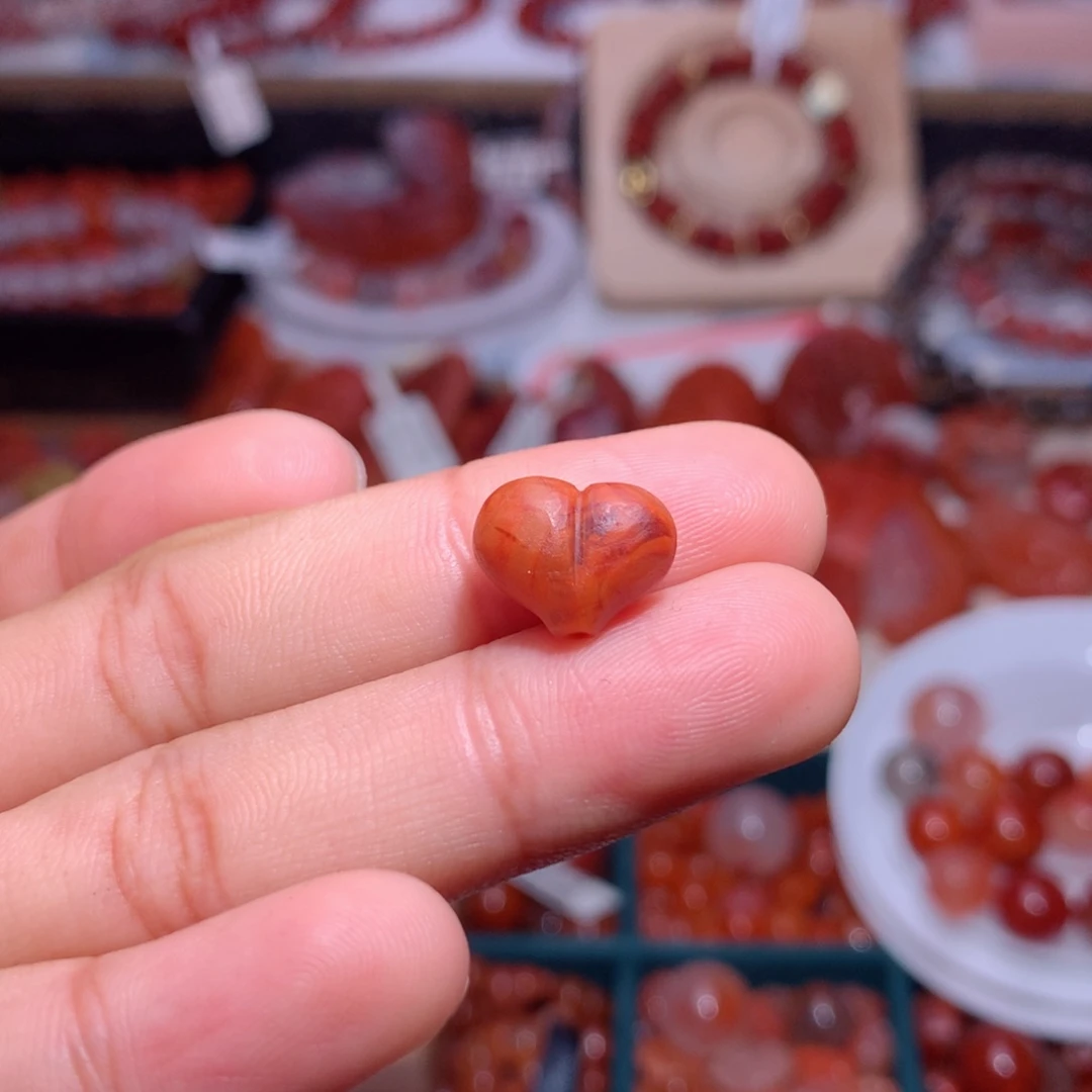 永***姐南红玛瑙未镶嵌南红小屁桃