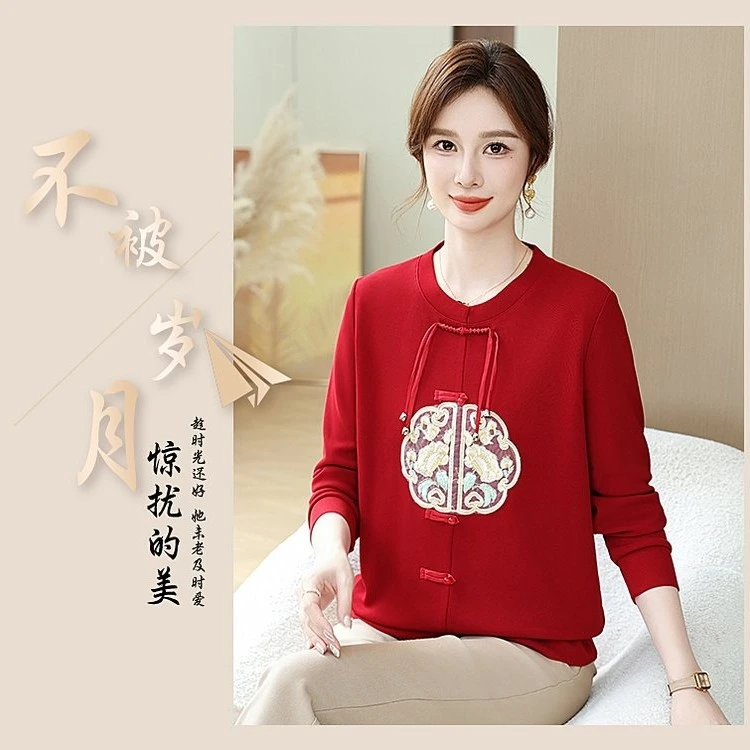 新款长袖t恤女刺绣春秋时尚宽松圆领百搭休闲妈妈装洋气T恤上衣衫