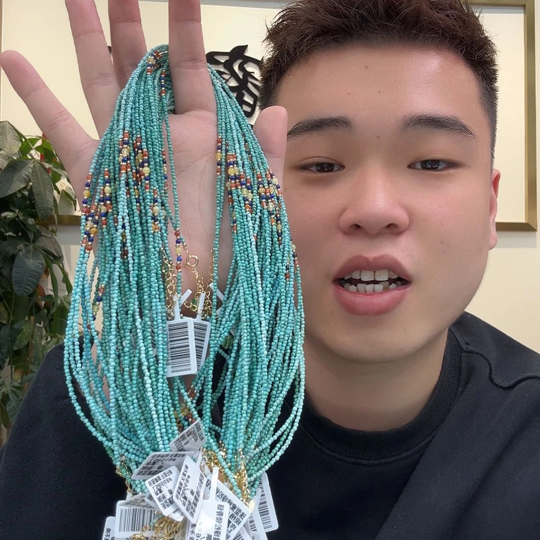 南红玛瑙珠宝奇石未镶嵌679 多样性发货发其一