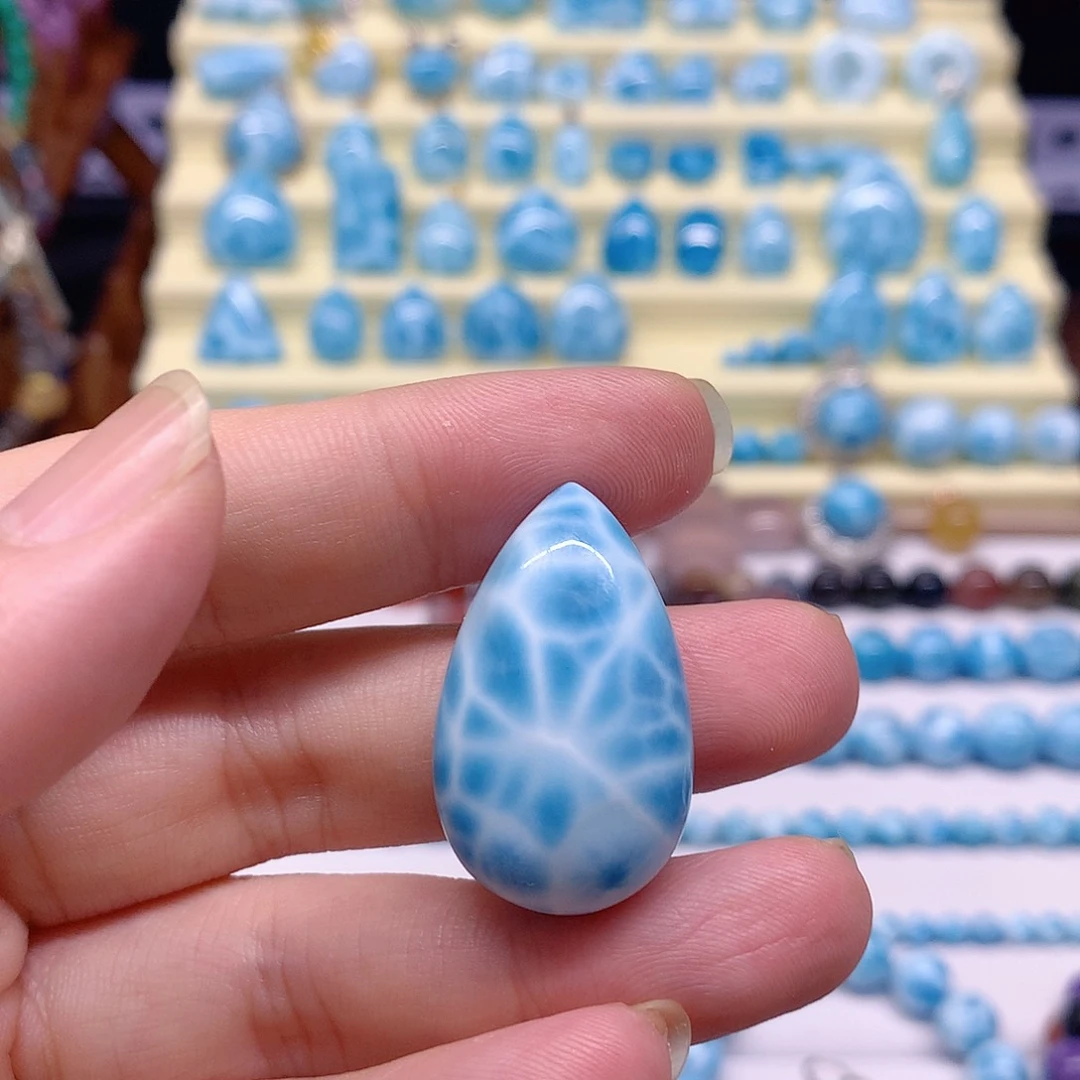 针钠钙石（海纹石）未镶嵌珠宝半成品