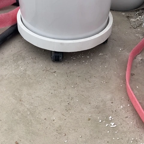 400万向轮接水盘