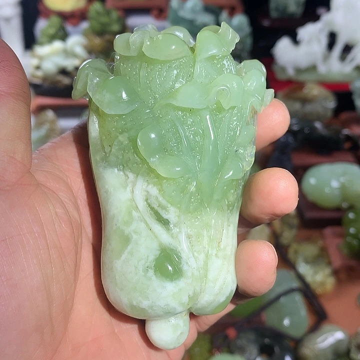 岫玉手把件未镶嵌